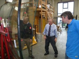 National Chairman inspects Glass Panels