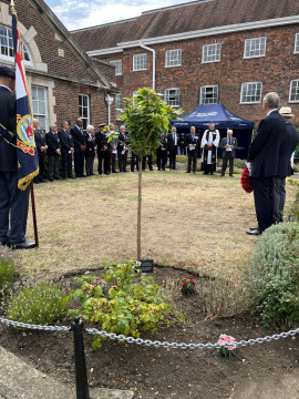 41 Years To The Day Hms Glamorgan Returned Home A Plaque Was Unveiled In The Royal Naval Association S Memorial Garden